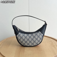 Gucci Hobo Bags